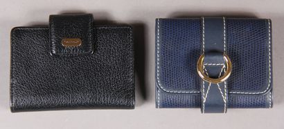 MAC DOUGLAS - LANCEL

Un porte-cartes en...