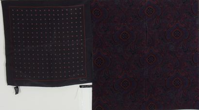 Pierre CARDIN

Trois pochettes en soie ,...