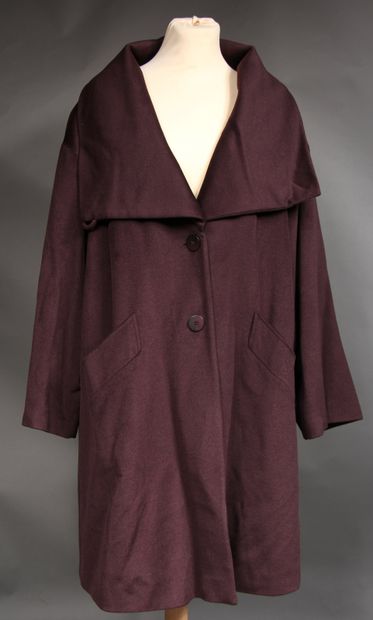 Pierre CARDIN

7/8ème en lainage camel, col...