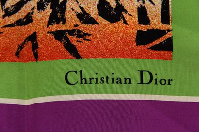 CHRISTIAN DIOR - CELINE Paris

Trois carrés...