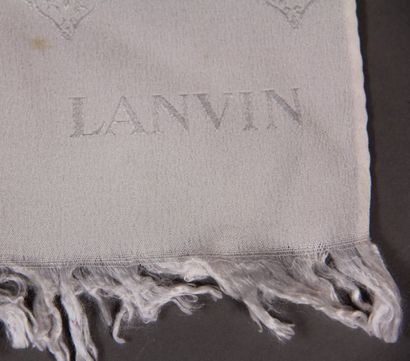 LANVIN Paris

Echarpe en soie crème