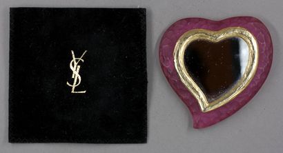 YVES SAINT LAURENT

Miroir de sac de forme...