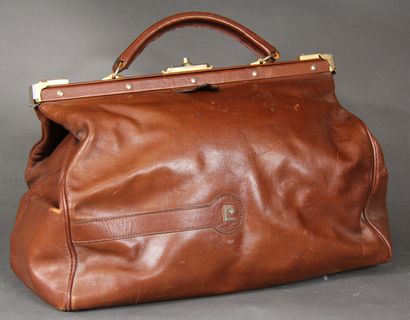 Pierre CARDIN

Sac week-end 40cm d’inspiration...