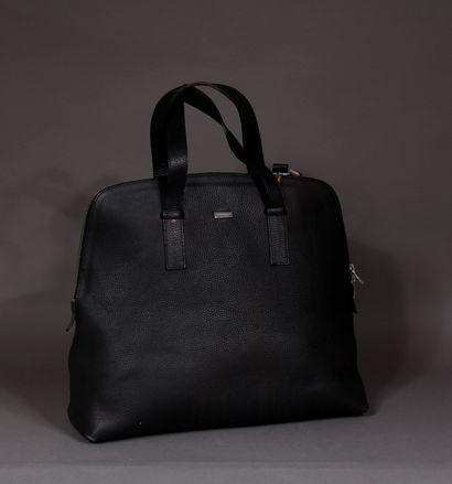 
BURBERRY'S




Sac en cuir noir grainé à...