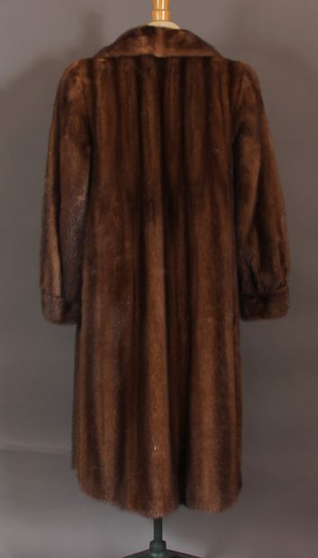 SPRUNG FRERES

Manteau de vison clair