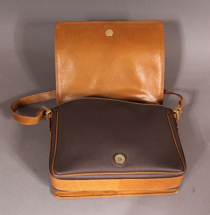 *LEONARD

Sac bandoulière en pvc marron et...