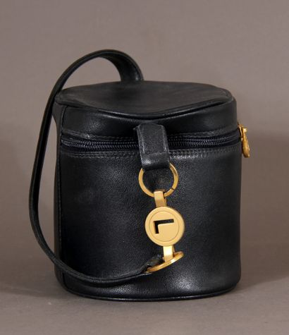 LANCEL

- Sac cabas en cuir bleu orné d'une...