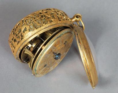 Oignon Louis XIV, 17ème, en laiton doré,...