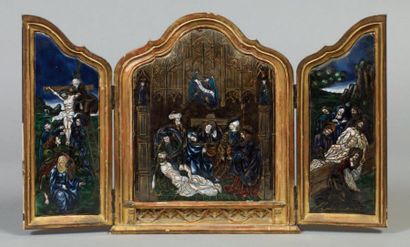 Grand triptyque en émaux peints et bois sculpté...