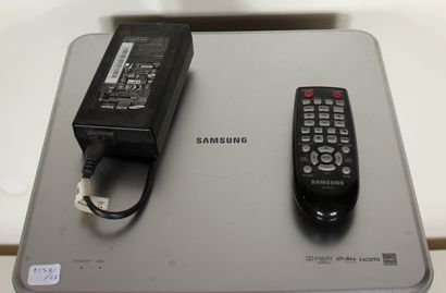 SAMSUNG

Home cinema system including a center...