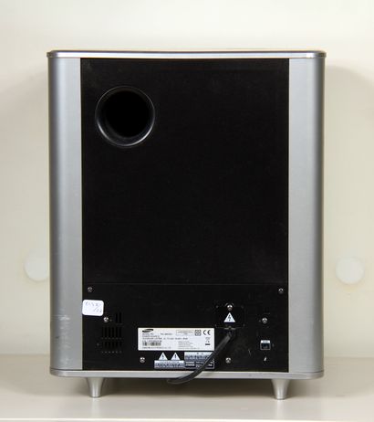 SAMSUNG

Home cinema system including a center...