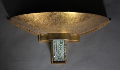 PERZEL (dans le goût de)

Applique demi-lune...