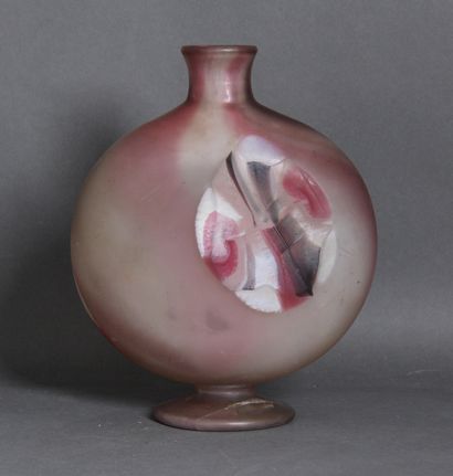*DAUM Nanct

Vase balustre sur piédouche...