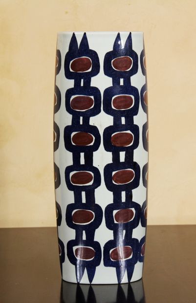 ROYAL COPENHAGUE

Vase tubulaire en porcelaine...