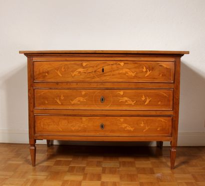 Commode rectangulaire en bois naturel marqueté...