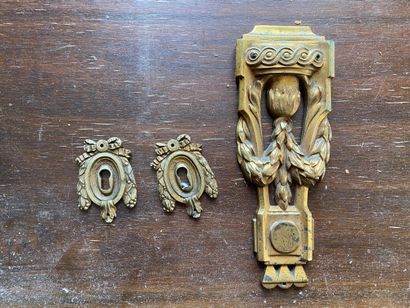 Albert GOUMAIN

Bureau plat en bois de placage,...
