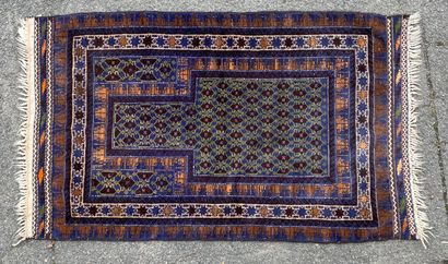 Deux tapis en laine

115 x 180 et 90 x 150...