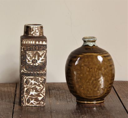ROYAL COPENHAGUE et divers

Deux vases en...