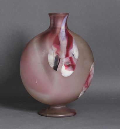 *DAUM Nanct

Vase balustre sur piédouche...