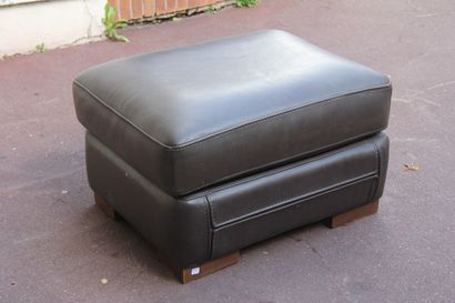 ROCHE BOBOIS

Mobilier de salon en cuir marron...
