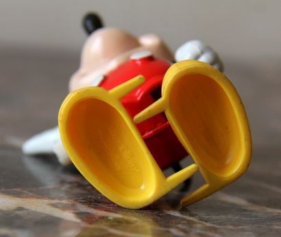 WALT DYSNEY Production - TOMY made in China

Mickey...