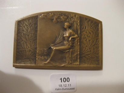 Plaquette en bronze «Academia» attribuée...