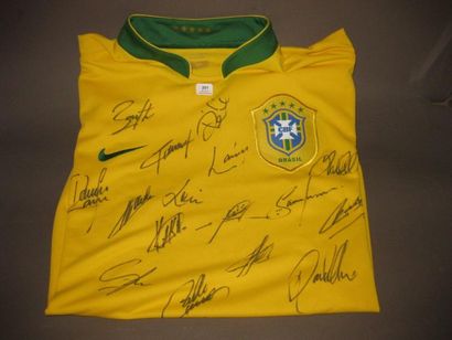 Maillot Nike de l'équipe du Brésil avec signature...