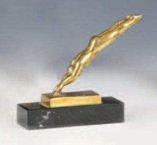 Le Plongeon Sculpture. Epreuve en bronze...