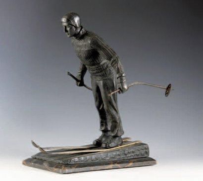 Ecole française vers 1930
Le saut à ski Sculpture....
