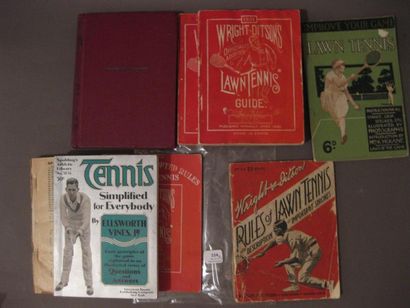 Lot de 8 annuaires ou livrets de règles en...