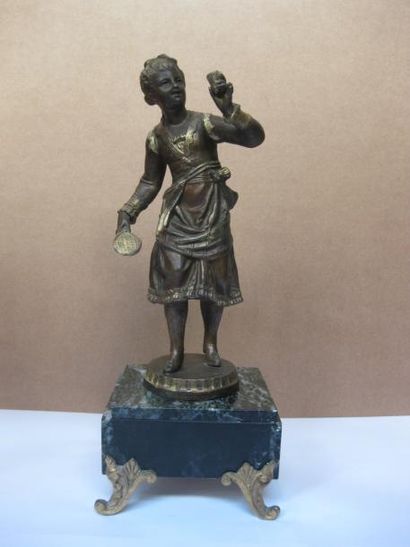 Ecole française vers 1900
Femme à la raquette...