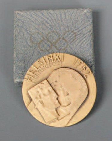 Helsinki,1952
Médaille officielle des participants....