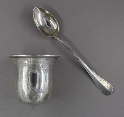 Nécessaire de baptème en argent 950°/°° guilloché...