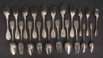 Lot de couverts en argent 950°/°° à filets...