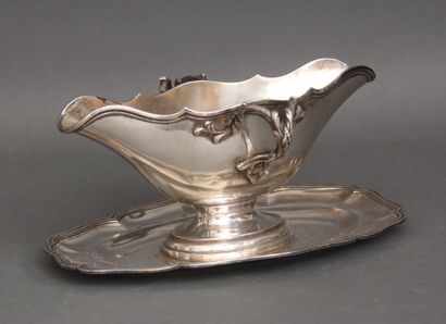 Jean Baptiste FRANCOIS orfèvre

Saucière...