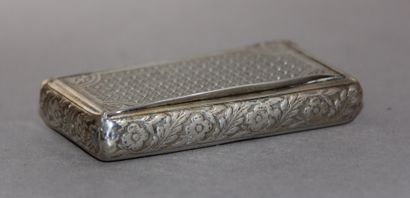 Boite à priser rectangulaire en argent 950°/°°...