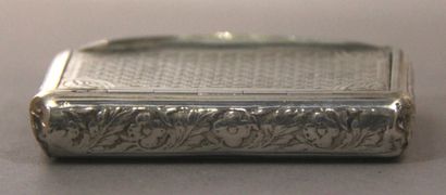 Boite à priser rectangulaire en argent 950°/°°...