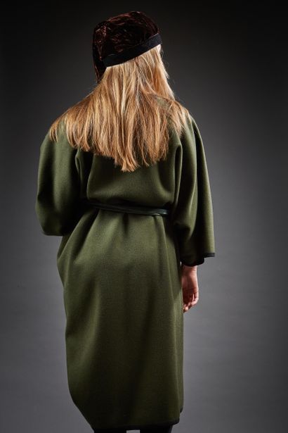 SAINT LAURENT rive gauche circa 1970

Cape...