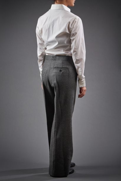 DIOR, CELINE

Lot composé d'une chemise en...
