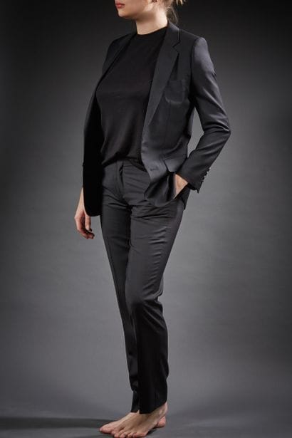 Christian DIOR par Hedi Slimane

Tailleur...