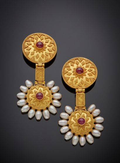 LALAOUNIS

Paire de boucles d'oreilles en...