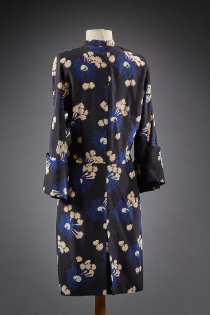 MARNI

Robe en crêpe de soie noire imprimé...