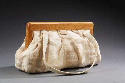 CHANEL par Karl Lagerfeld circa 2000

Sac...
