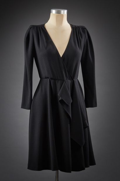 PRADA 

Collection Automne/Hiver 2010-2011

Robe...