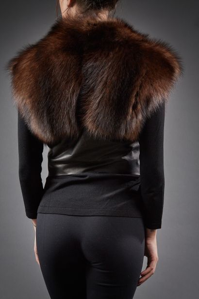 Gilet cache-cœur en Pécan naturel et cuir...
