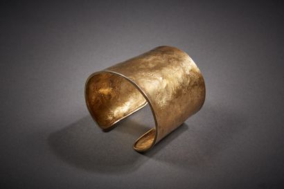 Robert GOOSSENS

Bracelet manchette ouvert...