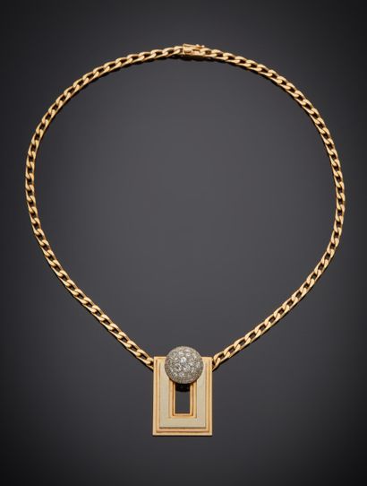 Collier articulé en or jaune 750 millièmes...