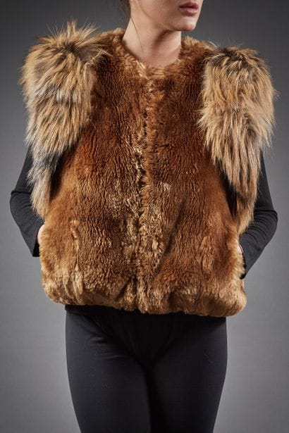PRADA

Gilet zippé en fourrure synthétique...