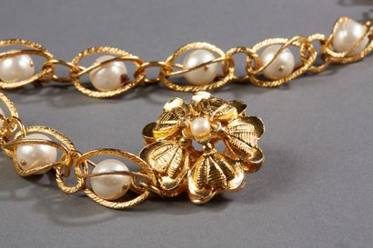 CHANEL par Karl Lagerfeld circa 1990

Ceinture...