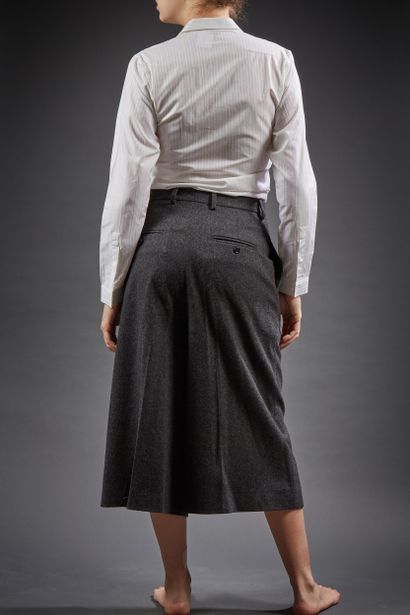 DIOR, CELINE

Lot composé d'une chemise en...